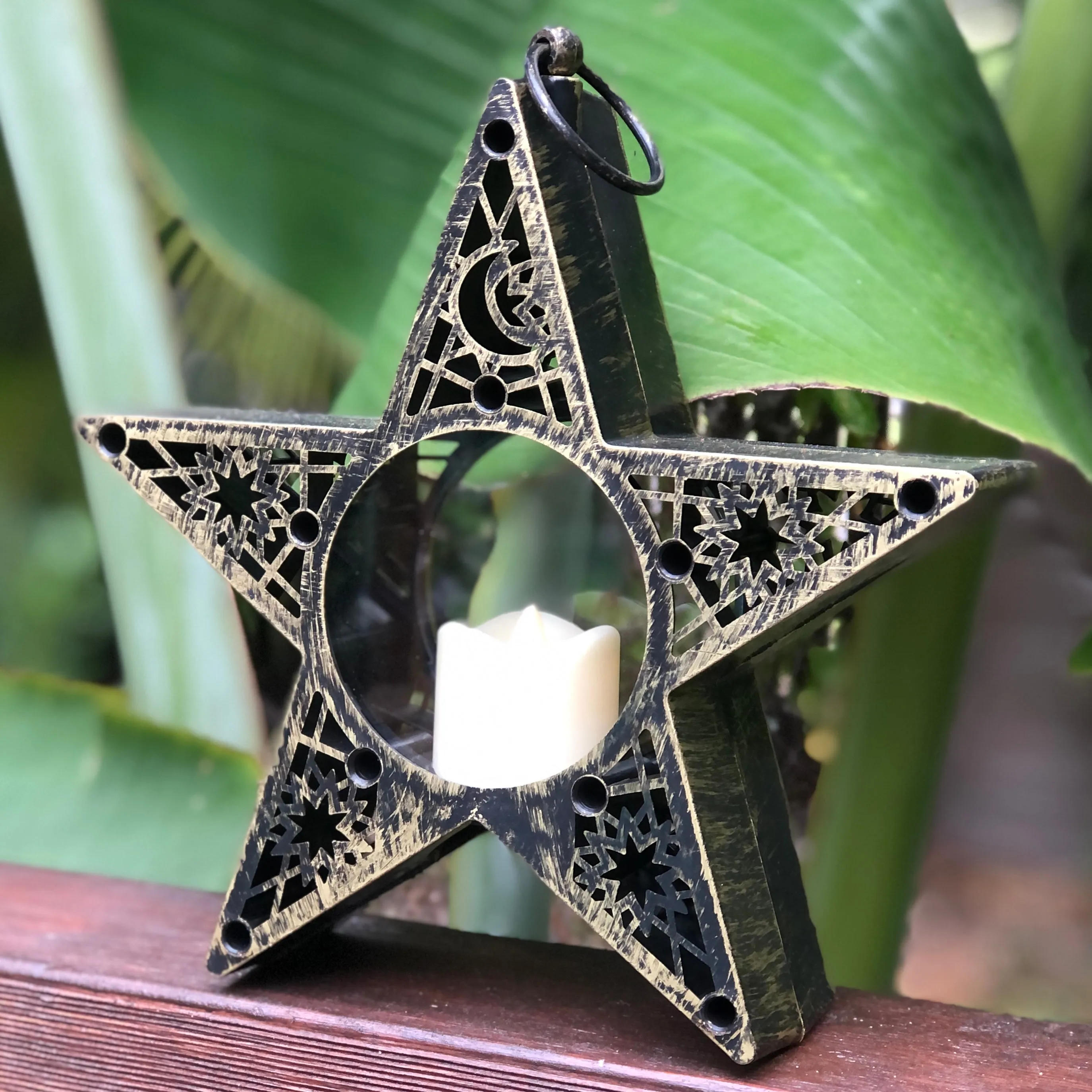 SALE - Star lantern with LED candle (batteries incl)